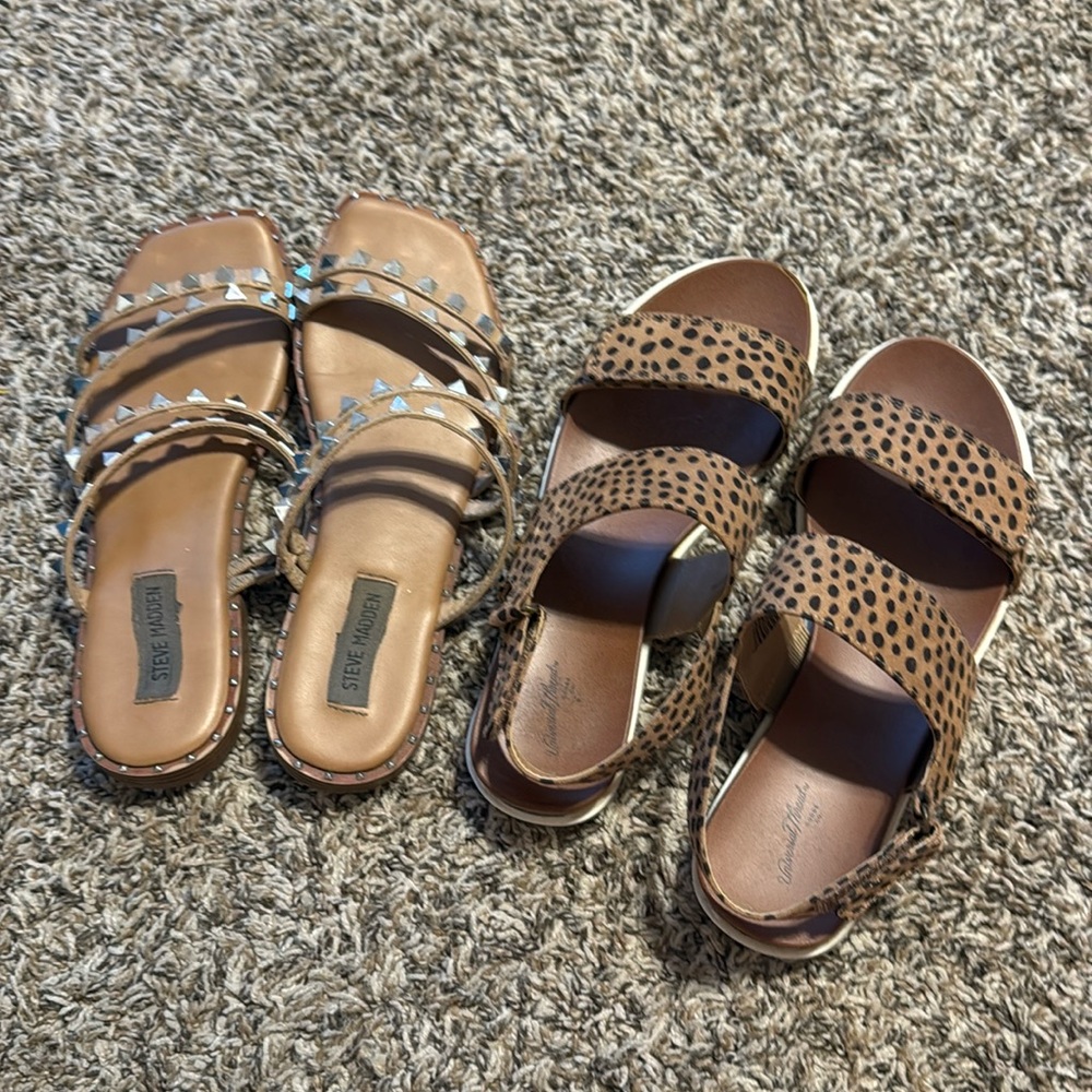Bundle of sandals